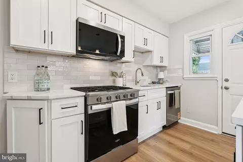 Kitchen - 1014 Upnor Rd, Baltimore, MD 21212 photo 2 of 3
