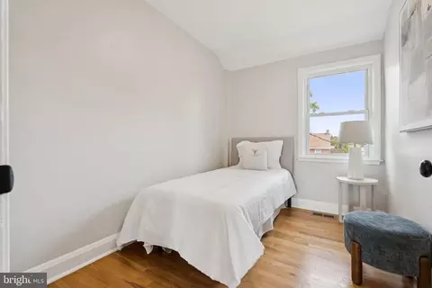 Bedroom - 1014 Upnor Rd, Baltimore, MD 21212 photo 1 of 5