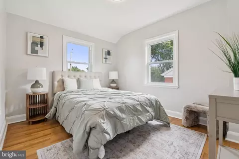 Bedroom - 1014 Upnor Rd, Baltimore, MD 21212 photo 2 of 5
