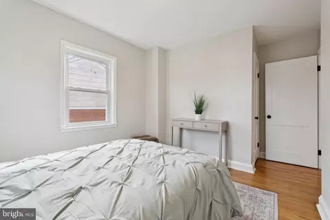 Bedroom - 1014 Upnor Rd, Baltimore, MD 21212 photo 3 of 5