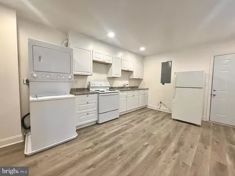 1527 Riggs Ave, Baltimore, MD 21217