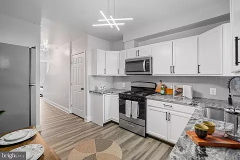 Kitchen - 1337 Ward St, Baltimore, MD 21230 photo 2 of 2