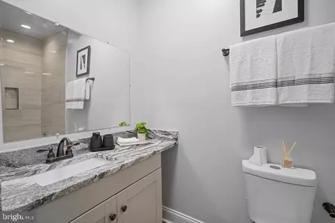 Bath - 1337 Ward St, Baltimore, MD 21230 photo 3 of 3