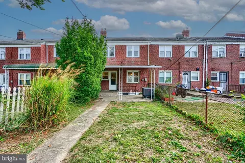 Exterior - 808 Bradhurst Rd, Baltimore, MD 21212 photo 3 of 5