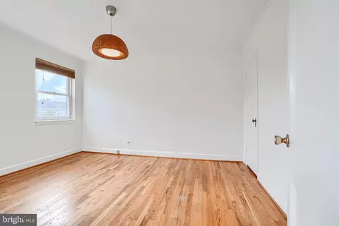 Bedroom - 808 Bradhurst Rd, Baltimore, MD 21212 photo 3 of 9