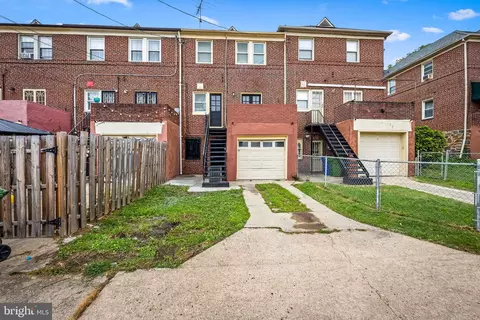 Exterior - 1509 Ralworth Rd, Baltimore, MD 21218 photo 3 of 4