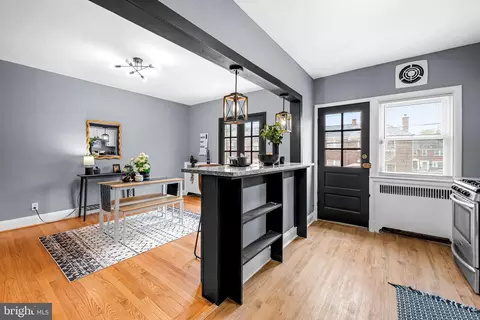 Entry Way - 1509 Ralworth Rd, Baltimore, MD 21218 photo 1 of 2