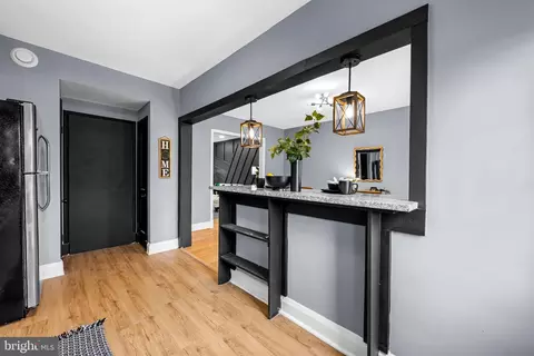 Entry Way - 1509 Ralworth Rd, Baltimore, MD 21218 photo 2 of 2