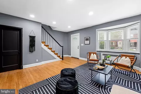 Living - 1509 Ralworth Rd, Baltimore, MD 21218 photo 2 of 2