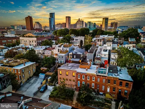 View/Area - 337 E Hamburg St, Baltimore, MD 21230 photo 3 of 4