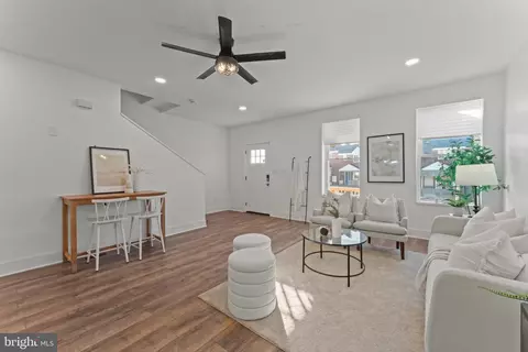 2644 Oswego Ave, Baltimore, MD 21215 photo 4