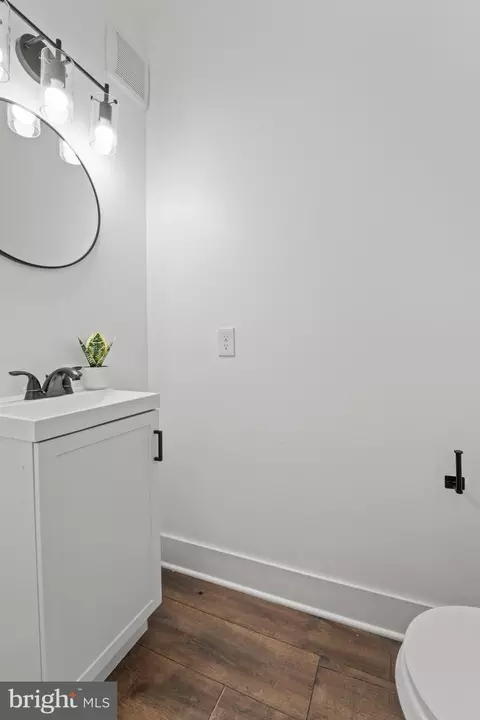 2644 Oswego Ave, Baltimore, MD 21215 photo 14