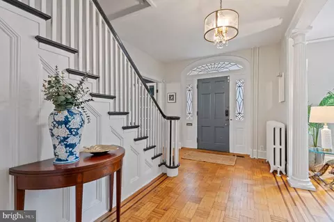 Entry Way - 4334 N Charles St, Baltimore, MD 21218 photo 4 of 6