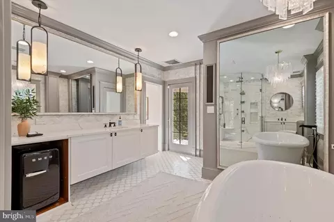Bath - 4334 N Charles St, Baltimore, MD 21218 photo 5 of 5