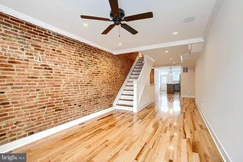 502 E Clement St, Baltimore, MD 21230 photo 3