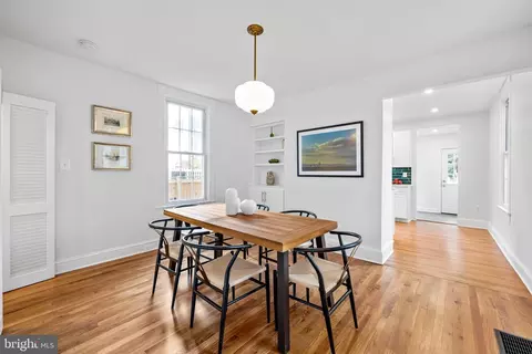 Dining - 406 Lyman Ave, Baltimore, MD 21212 photo 2 of 3