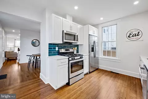 Kitchen - 406 Lyman Ave, Baltimore, MD 21212 photo 2 of 5