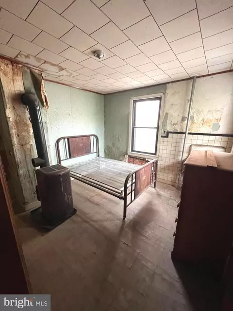 Bedroom - 223 S Regester St, Baltimore, MD 21231 photo 3 of 7