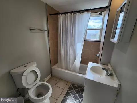 Bath - 1745 E Lafayette Ave, Baltimore, MD 21213 photo 2 of 2