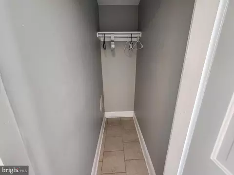 Entry Way - 1745 E Lafayette Ave, Baltimore, MD 21213 photo 5 of 6