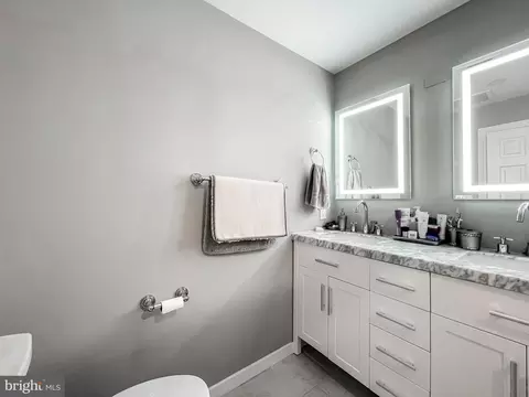 10 E Lee St #1806, Baltimore, MD 21202 photo 26