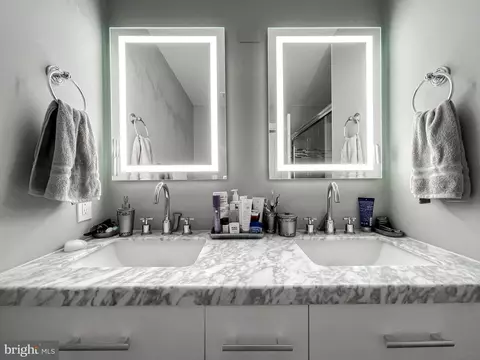 10 E Lee St #1806, Baltimore, MD 21202 photo 22