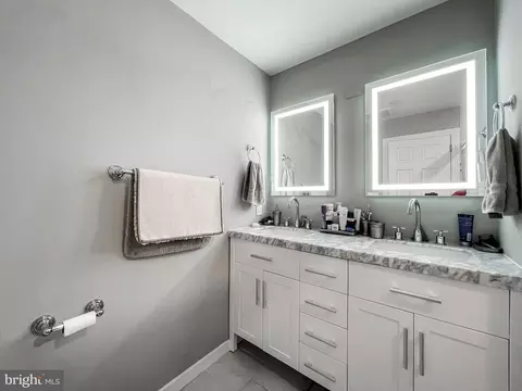 10 E Lee St #1806, Baltimore, MD 21202 photo 27