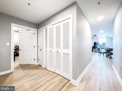 10 E Lee St #1806, Baltimore, MD 21202 photo 15
