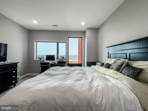 10 E Lee St #1806, Baltimore, MD 21202 photo 32