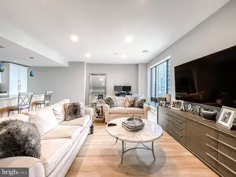 10 E Lee St #1806, Baltimore, MD 21202 photo 28