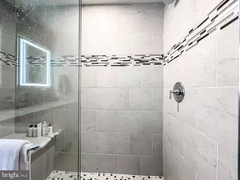 10 E Lee St #1806, Baltimore, MD 21202 photo 24