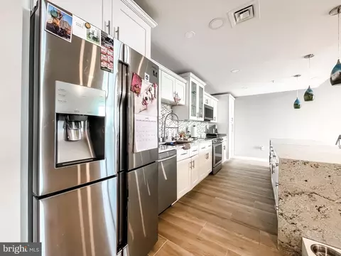 10 E Lee St #1806, Baltimore, MD 21202 photo 39