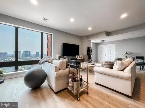 10 E Lee St #1806, Baltimore, MD 21202 photo 3