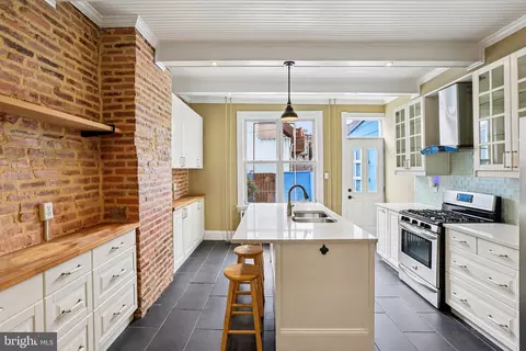 Kitchen - 2603 E Fairmount Ave, Baltimore, MD 21224 photo 2 of 4