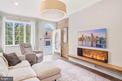 801 S East Ave, Baltimore, MD 21224