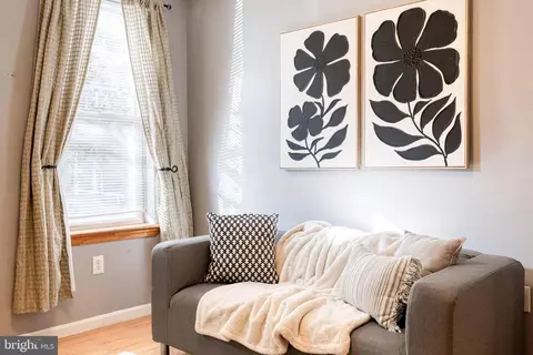 Bedroom - 46 E Fort Ave, Baltimore, MD 21230 photo 1 of 2