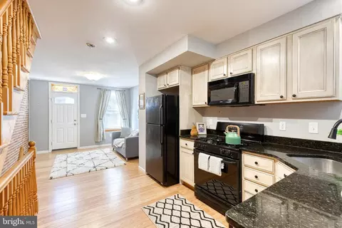 Kitchen - 46 E Fort Ave, Baltimore, MD 21230 photo 2 of 4