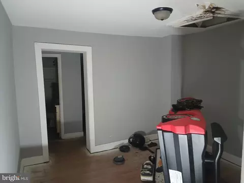 Entry Way - 1910 Ramsay St, Baltimore, MD 21223 photo 5 of 6