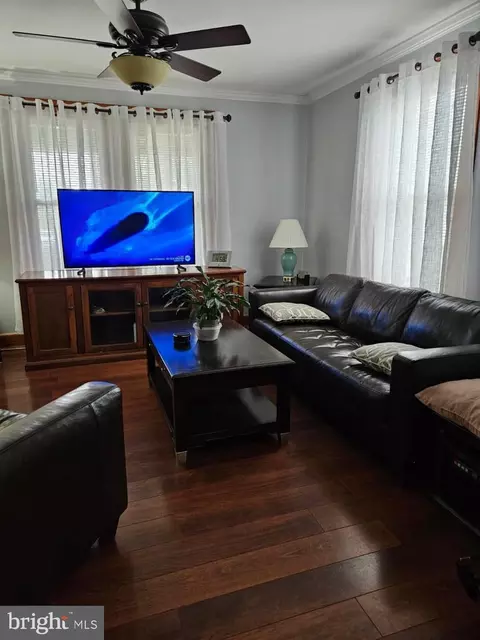 3911 4th St, Baltimore, MD 21225 photo 9