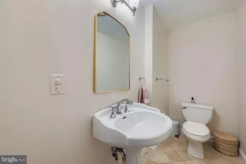 2316 Erdman Ave, Baltimore, MD 21213 photo 16