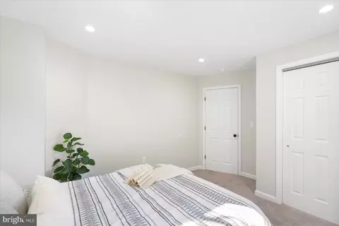 Bedroom - 5218 Cuthbert Ave, Baltimore, MD 21215 photo 3 of 8