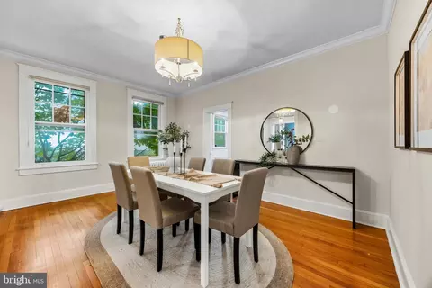 Dining - 307 E Lake Ave, Baltimore, MD 21212 photo 1 of 4