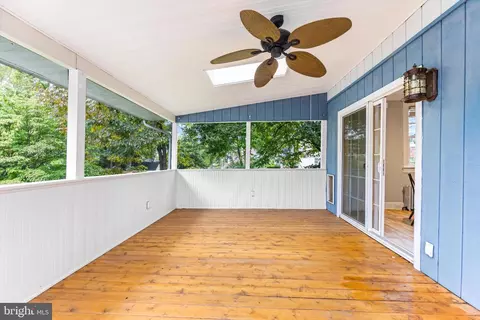 Exterior - 307 E Lake Ave, Baltimore, MD 21212 photo 4 of 11
