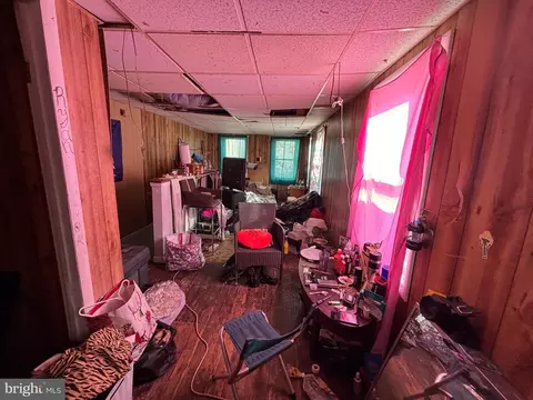 Entry Way - 232 S Stricker St, Baltimore, MD 21223 photo 3 of 5