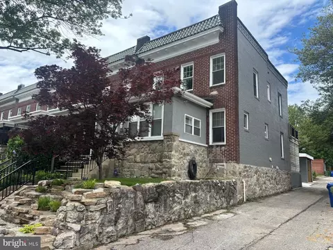 200 W 29th St W, Baltimore, MD 21211 photo 4