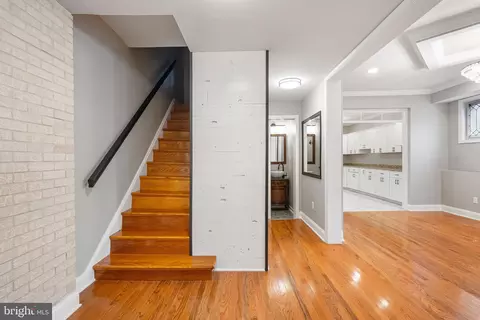 200 W 29th St W, Baltimore, MD 21211 photo 31