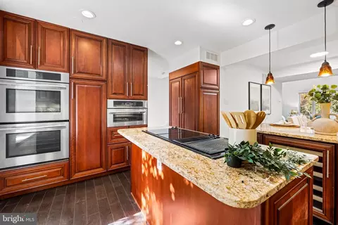 Kitchen - 254 Waxter Way, Baltimore, MD 21217 photo 7 of 7