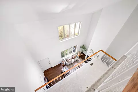 Entry Way - 254 Waxter Way, Baltimore, MD 21217 photo 3 of 5