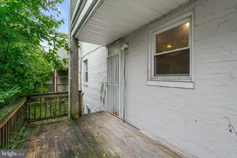 Exterior - 616 Montpelier St, Baltimore, MD 21218 photo 5 of 9