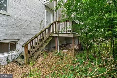 Exterior - 616 Montpelier St, Baltimore, MD 21218 photo 7 of 9
